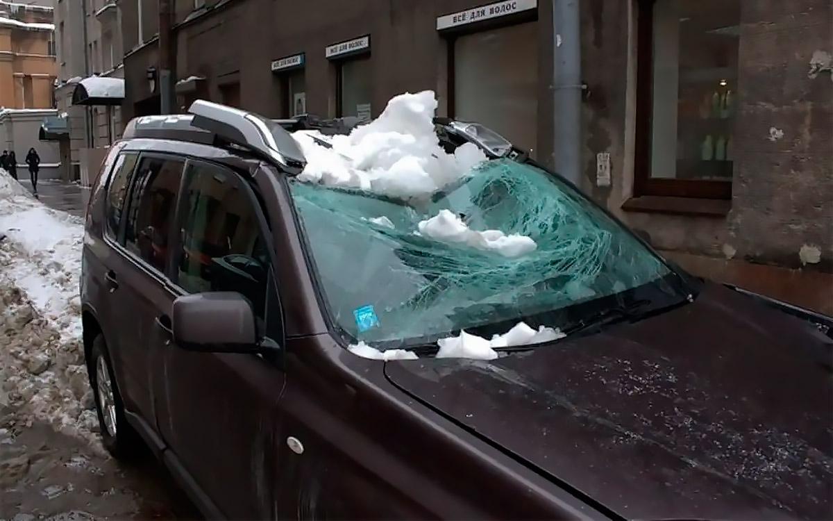 Фото Что делать, если на машину упал с крыши снег – пошаговая инструкция 4
